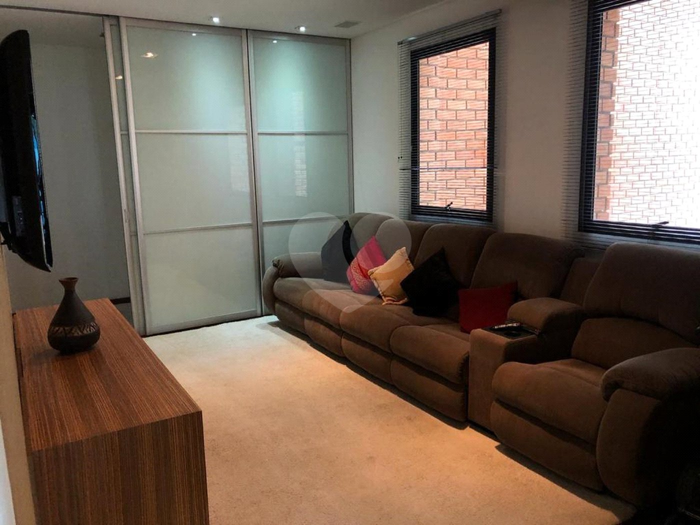 Apartamento à venda com 4 suítes em Vila Oliveira, Mogi das Cruzes, SP