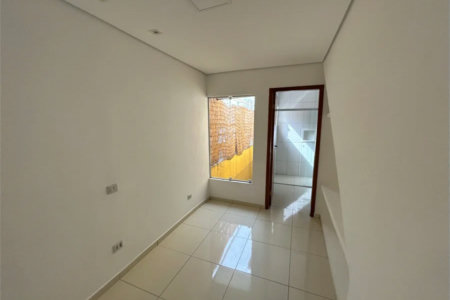 Casa de Vila para alugar com 4 suítes em Vila Romana, São Paulo, SP