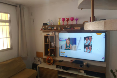 Sobrado à venda com 3 quartos em Vila Mazzei, São Paulo, SP