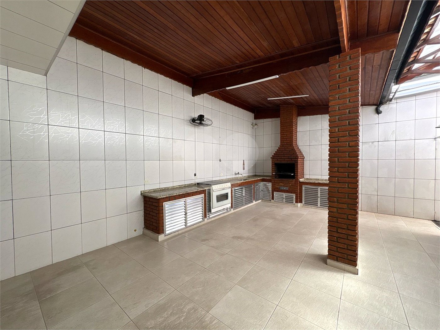 Sobrado à venda ou para alugar com 3 quartos, sendo 1 suíte, em Santana, São Paulo, SP