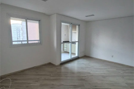 Apartamento à venda com 2 quartos, sendo 1 suíte,  em Vila Andrade, São Paulo, SP