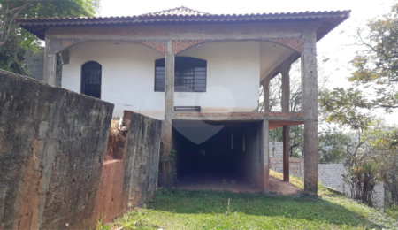 Casa à venda com 2 quartos em Mato Dentro, Mairiporã, SP