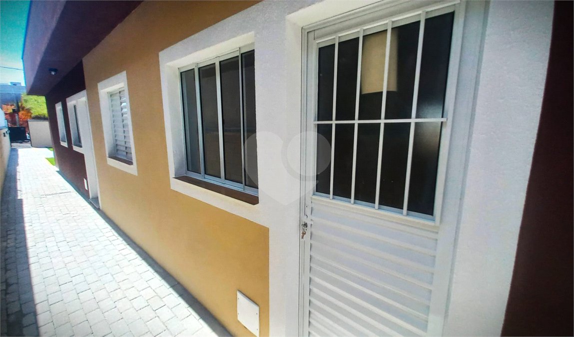 Casa à venda com 2 quartos, sendo 1 suíte,  em Vila São Paulo, Mogi das Cruzes, SP