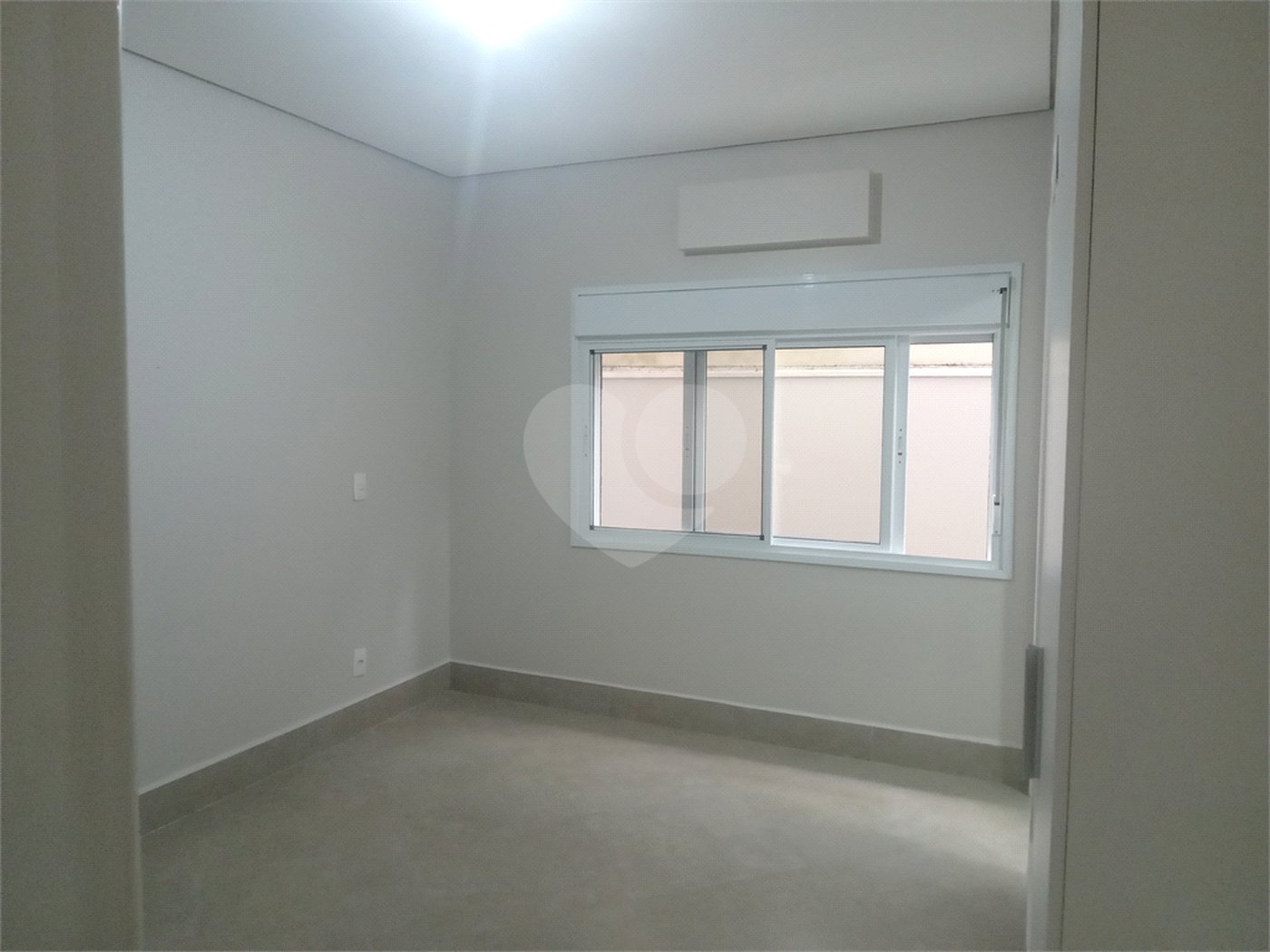 Casa à venda com 4 suítes no condomínio Lago da Boa Vista, Sorocaba - SP