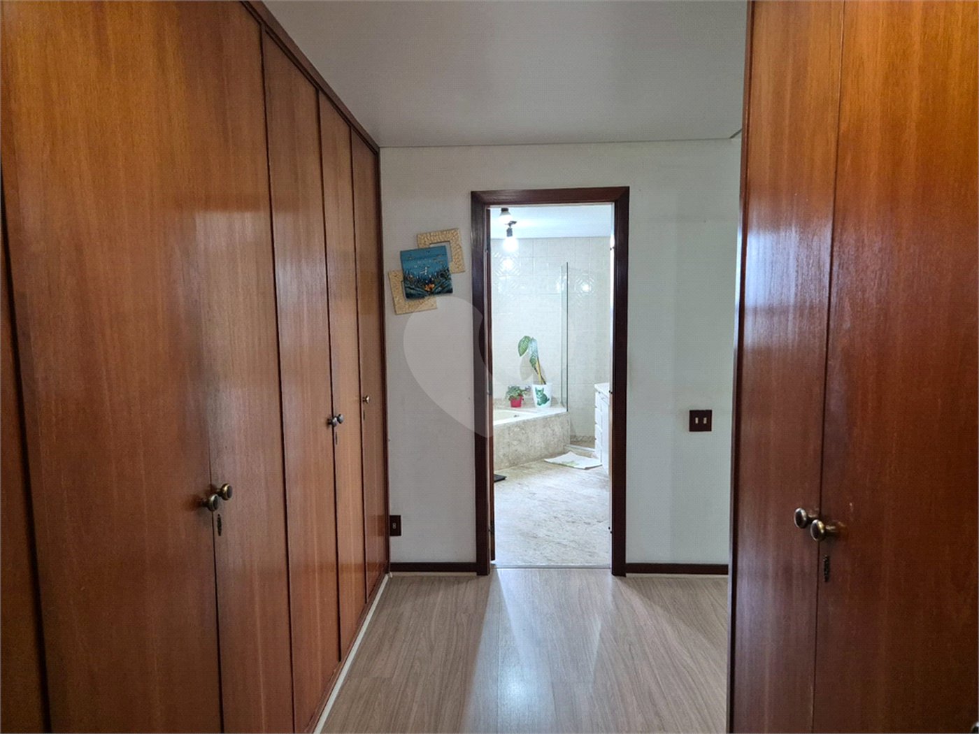 Apartamento à venda ou para alugar com 4 suítes em Alto da Boa Vista, São Paulo, SP