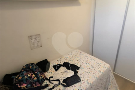 Apartamento à venda com 3 quartos, sendo 1 suíte,  em Cambuci, São Paulo, SP