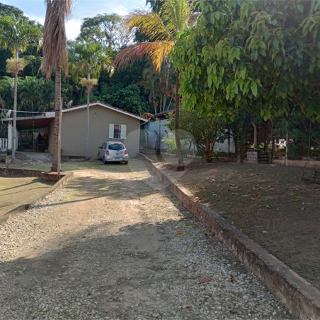 Chácara à venda com 3 quartos, sendo 1 suíte,  em Colinas de Indaiatuba, Indaiatuba, SP
