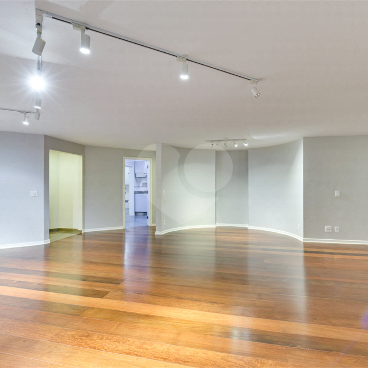 Apartamento à venda com 3 suítes em Granja Julieta, São Paulo, SP