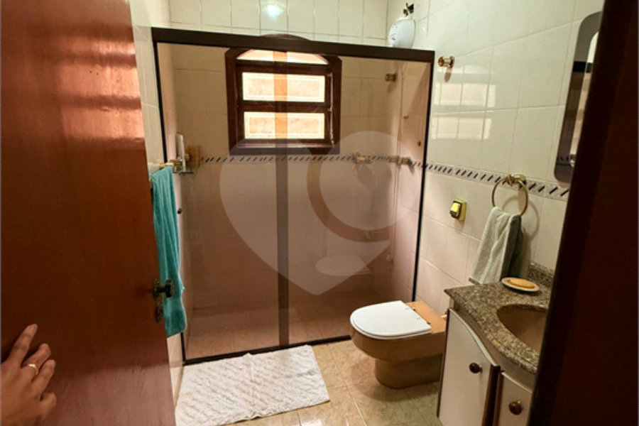 Sobrado à venda com 3 quartos, sendo 1 suíte, em Tremembé, São Paulo, SP