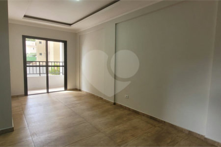 Apartamento para alugar com 2 quartos, sendo 1 suíte, em Jardim Carambeí, São Roque, SP