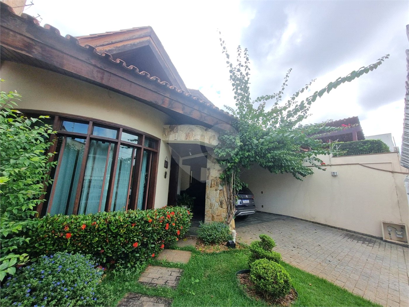 Sobrado à venda com 3 quartos, sendo 1 suíte,  em Vila Trujillo, Sorocaba, SP