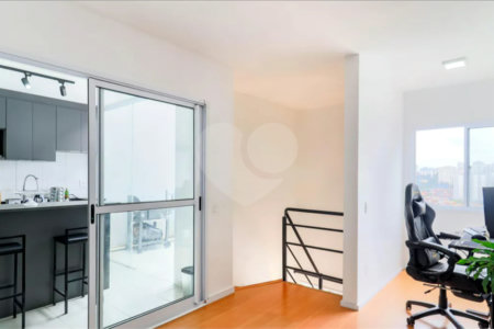 Apartamento à venda com 1 quarto em Vila das Belezas, São Paulo, SP