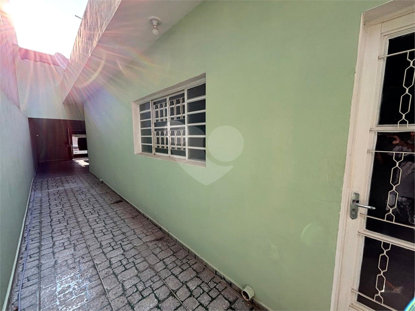 Casa à venda com 2 quartos, sendo 1 suíte, em Jardim Nair Maria, Salto, SP
