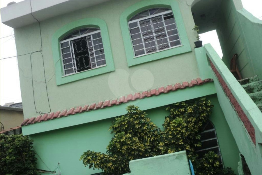 Sobrado à venda ou para alugar com 4 quartos em Água Fria, São Paulo, SP
