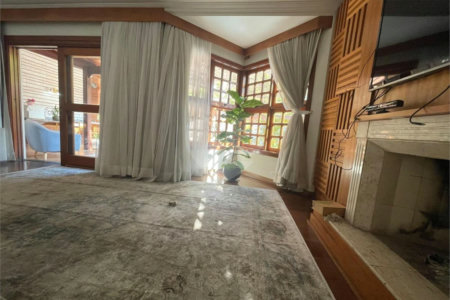 Casa à venda com 4 quartos, sendo 2 suítes, no condomínio Ype Branco 2, São Paulo - SP