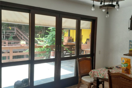 Sobrado à venda com 6 quartos, sendo 3 suítes,  em Rolinópolis, São Paulo, SP
