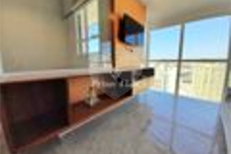 Flat à venda ou para alugar com 1 suíte em Santana, São Paulo, SP