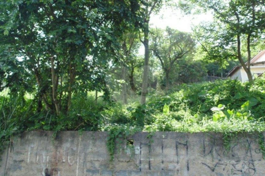 Terreno à venda em Vila Irmãos Arnoni, São Paulo, SP