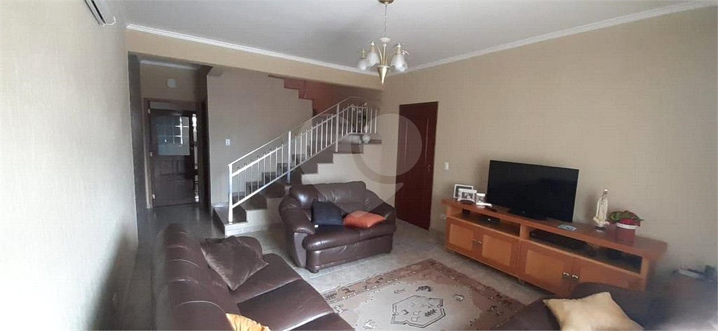 Sobrado à venda com 3 quartos, sendo 1 suíte, em Jaraguá, São Paulo, SP
