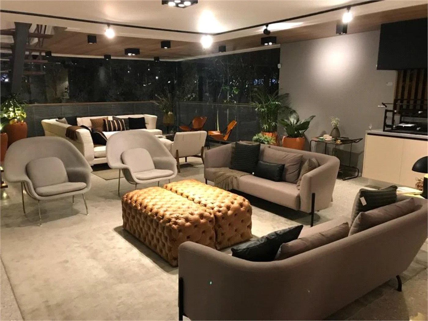 Apartamento à venda com 3 suítes em Jardim das Acácias, São Paulo, SP