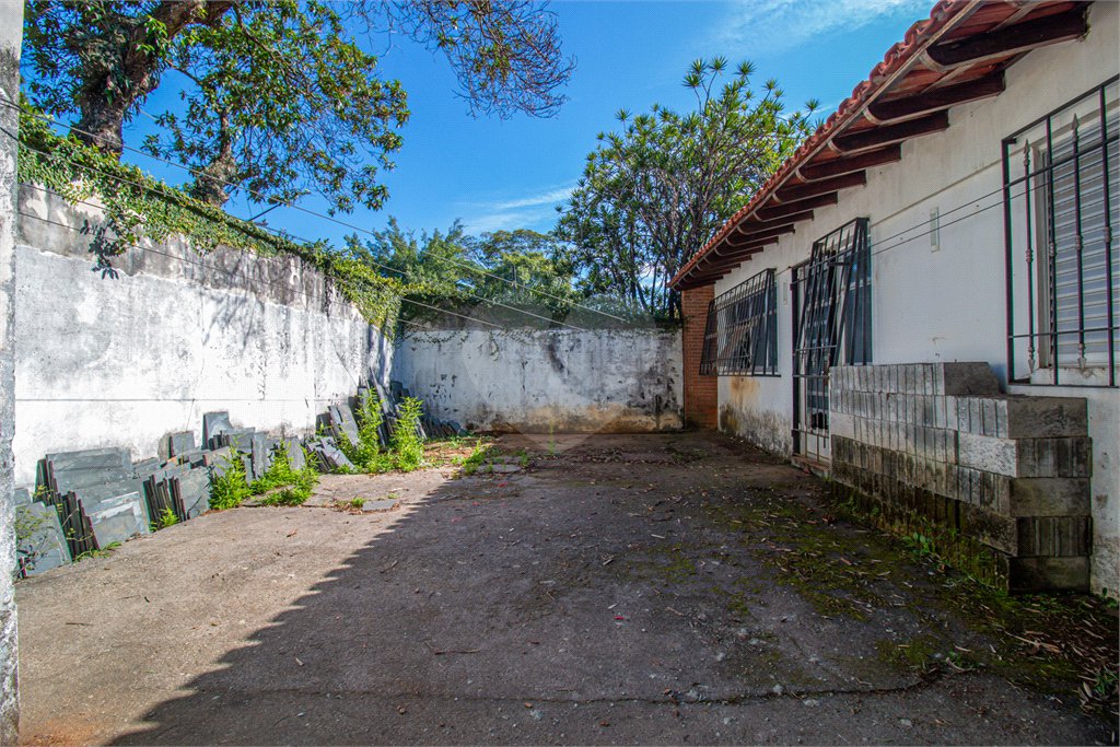 Casa Térrea à venda com 3 quartos, sendo 1 suíte, em Jardim Prudência, São Paulo, SP