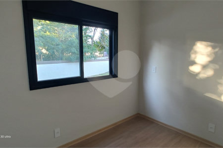 Casa à venda com 3 suítes no condomínio Reserva Ybyra, Atibaia - SP