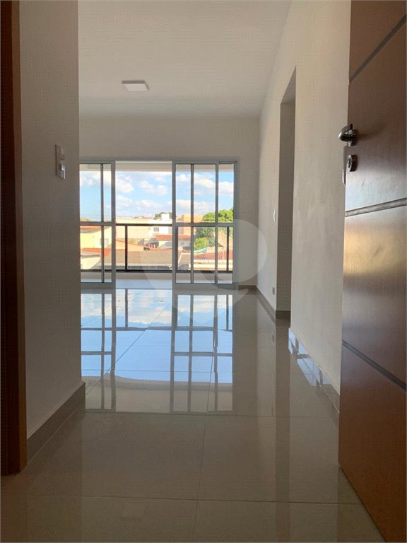Apartamento à venda ou para alugar com 3 quartos, sendo 1 suíte, em Atibaia Jardim, Atibaia, SP