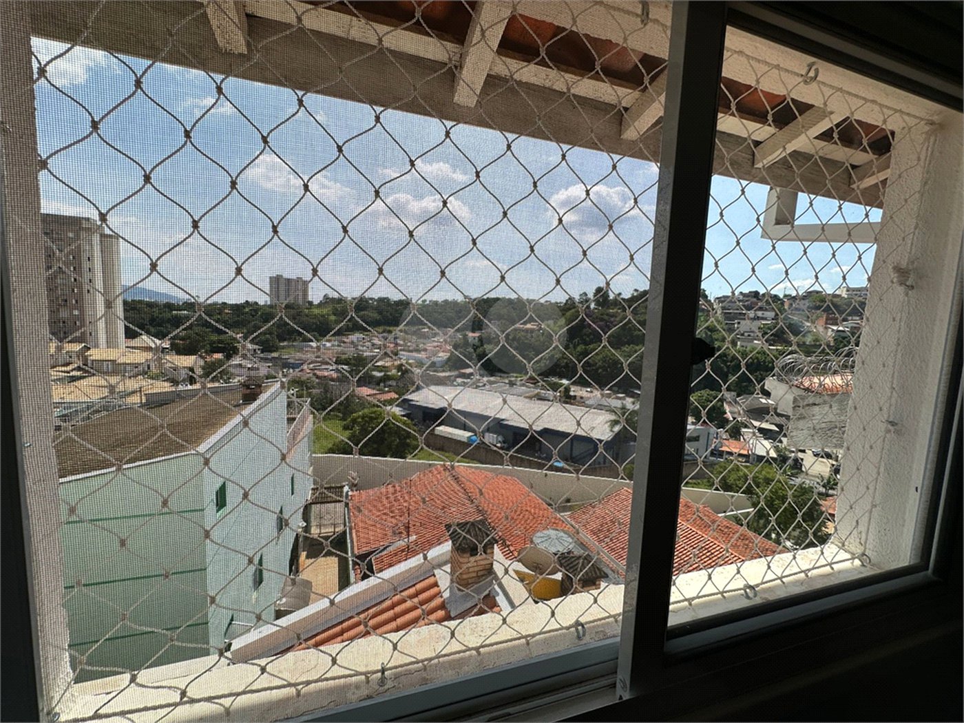 Casa à venda com 3 quartos, sendo 1 suíte,  no condomínio Giorno de Solle 2, Jundiaí - SP