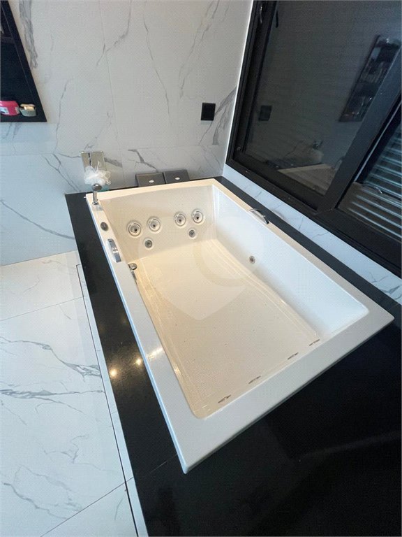 Casa à venda ou para alugar com 4 suítes no condomínio Jardim Salto Grande, Araraquara - SP