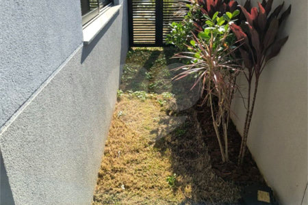 Casa à venda com 3 quartos, sendo 1 suíte, no condomínio Bella Città - Fazenda Rodeio, Mogi das Cruzes - SP