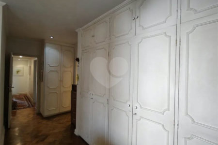 Apartamento à venda com 4 quartos, sendo 1 suíte, em Brooklin Paulista, São Paulo, SP