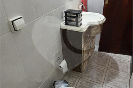 Sobrado à venda com 2 quartos em Jardim das Esmeraldas, São Paulo, SP