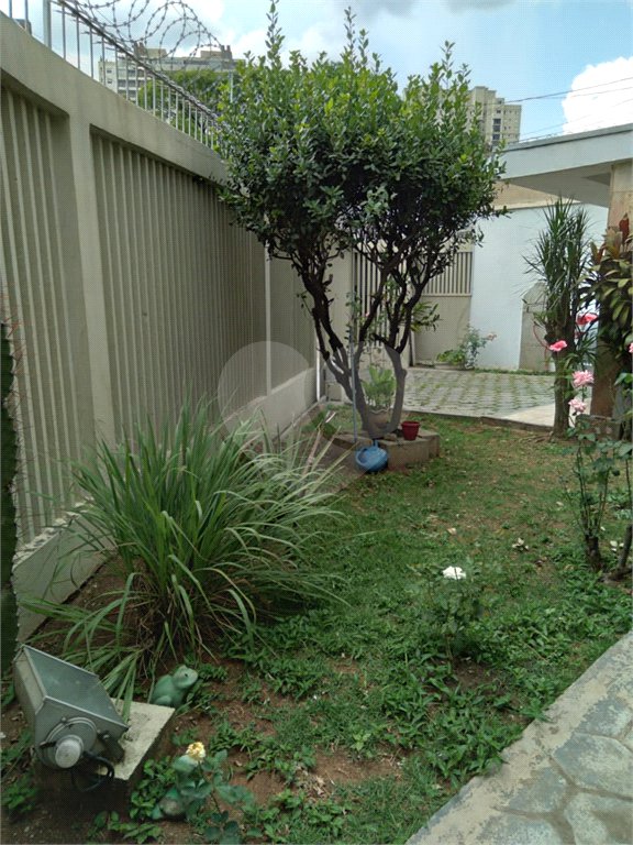 Casa Térrea à venda com 3 quartos, sendo 1 suíte, em Vila Galvão, Guarulhos, SP