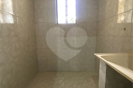 Casa à venda com 5 quartos em Inhoaíba, Rio de Janeiro, RJ