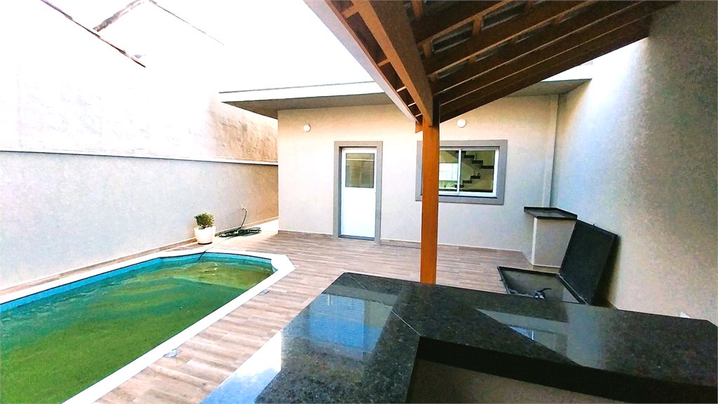 Casa à venda ou para alugar com 3 quartos, sendo 1 suíte, em Jardim Paulista, Atibaia, SP