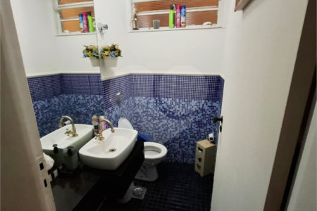 Casa à venda com 3 quartos, sendo 1 suíte, em Jardim São Luiz, Ribeirão Preto, SP