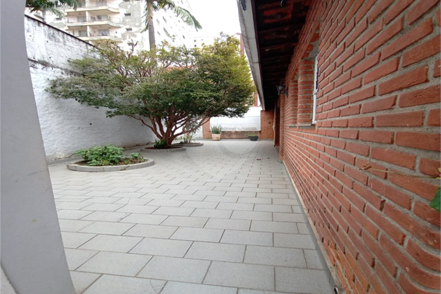 Casa à venda com 4 quartos, sendo 1 suíte, em Santana, São Paulo, SP