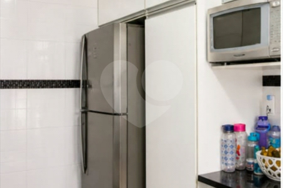 Casa à venda com 3 quartos, sendo 1 suíte, no condomínio Morada do Horto, São Paulo - SP
