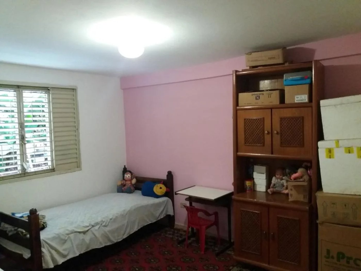 Casa à venda com 4 quartos, sendo 1 suíte, em Jardim Helga, São Paulo, SP