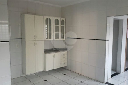 Casa com 4 Quartos para alugar - Residencial Samambaia