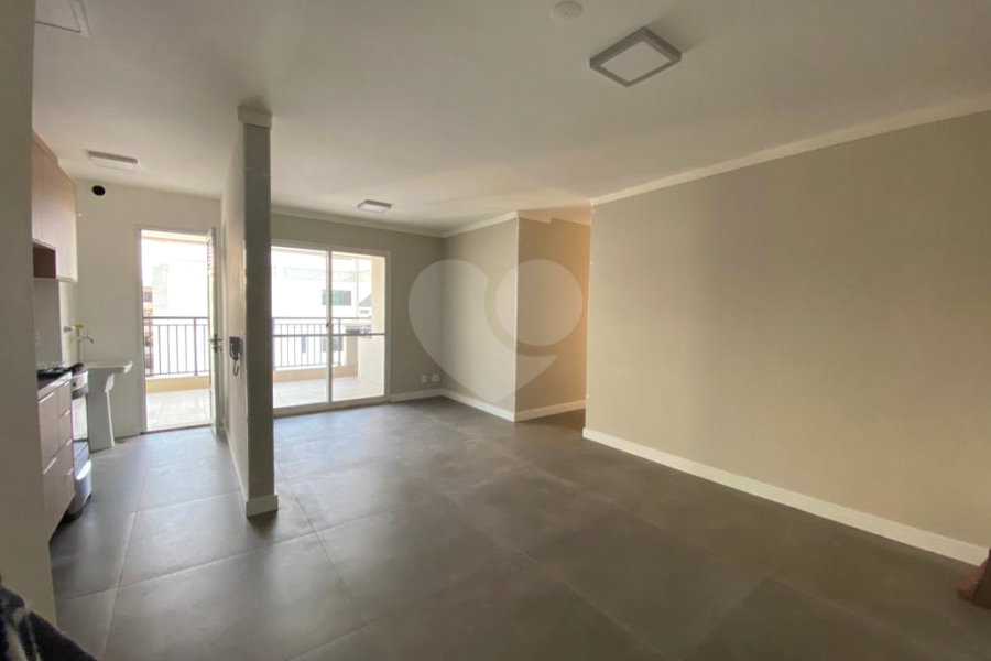Apartamento à venda com 3 quartos, sendo 1 suíte, em Vila Guilherme, São Paulo, SP