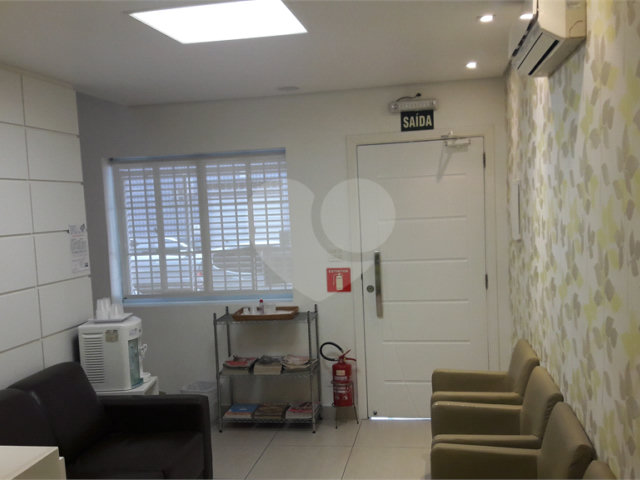 Sobrado à venda com 5 quartos em Chácara Santo Antônio (zona Sul), São Paulo, SP