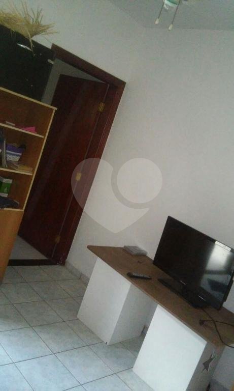 Casa à venda com 4 quartos, sendo 1 suíte, em Wanel Ville, Sorocaba, SP