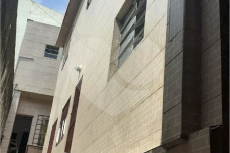 Sobrado à venda com 11 quartos em Vila Firmiano Pinto, São Paulo, SP