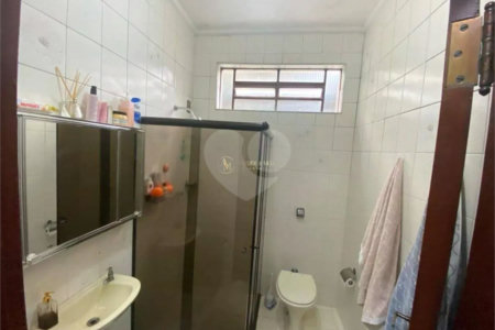 Sobrado à venda com 3 quartos, sendo 1 suíte, em Adalgisa, Osasco, SP