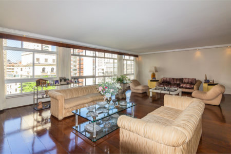 Apartamento à venda com 3 quartos, sendo 1 suíte,  em Santa Cecília, São Paulo, SP