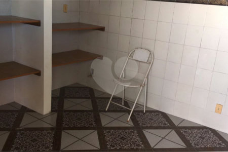 Sobrado à venda com 6 quartos, sendo 3 suítes, em Jardim Refúgio, Sorocaba, SP