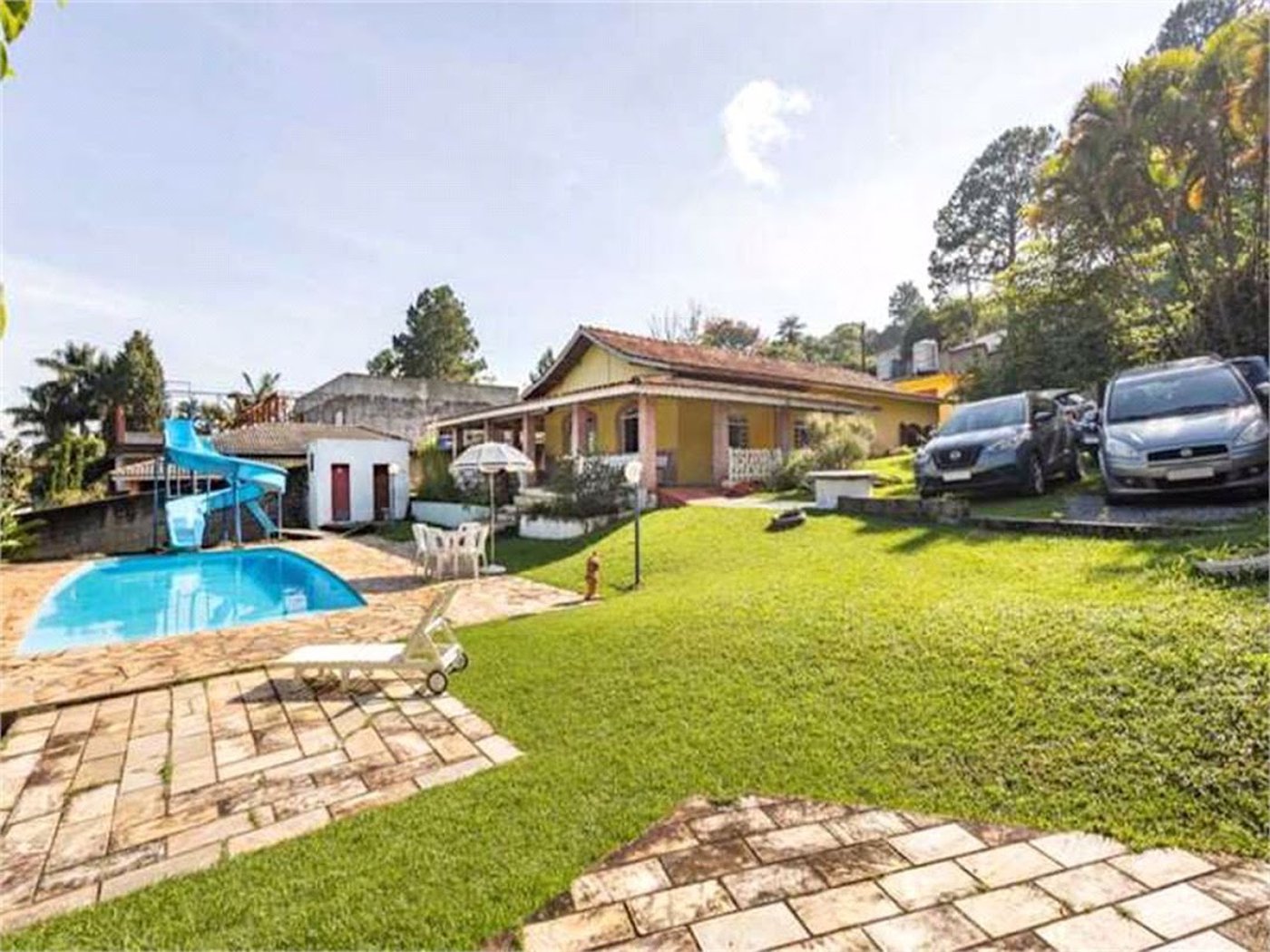 Casa com 3 dormitórios à venda, 276 m² por R$ 700.000,00 - Vitória Régia - Atibaia/SP