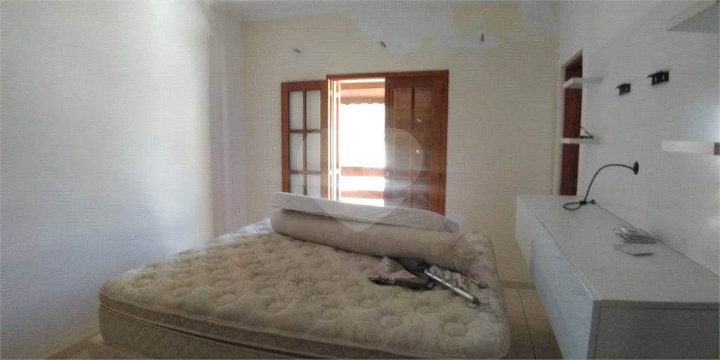 Casa à venda com 4 quartos, sendo 2 suítes, em Barreiro, Mairiporã, SP