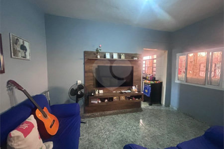 Casa à venda com 4 quartos no Centro, Tatuí, SP
